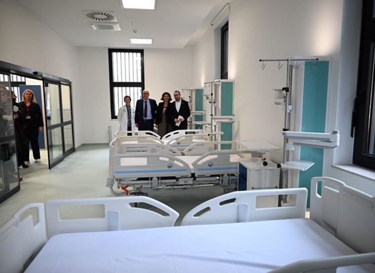 Gradonačelnik obišao novoobnovljenu zgradu Odjela psihogerijatrije Klinike za psihijatriju Vrapče